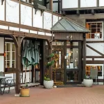 & Restaurant Kains Hof فندق Uhlstädt