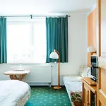 & Restaurant Kains Hof