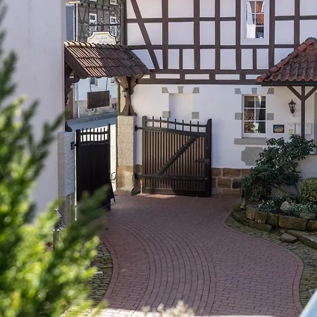 & Restaurant Kains Hof 3* Uhlstädt