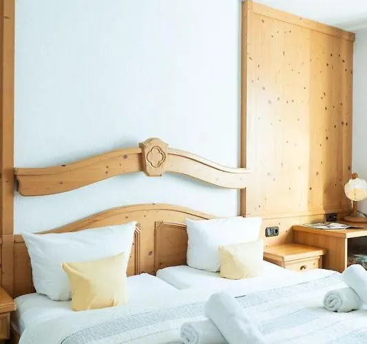 & Restaurant Kains Hof Hotel 3*