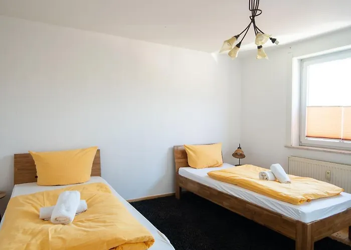 坎斯霍夫兰德酒店&餐厅 Uhlstädt