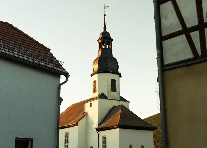 & Restaurant Kains Hof 3* Uhlstädt