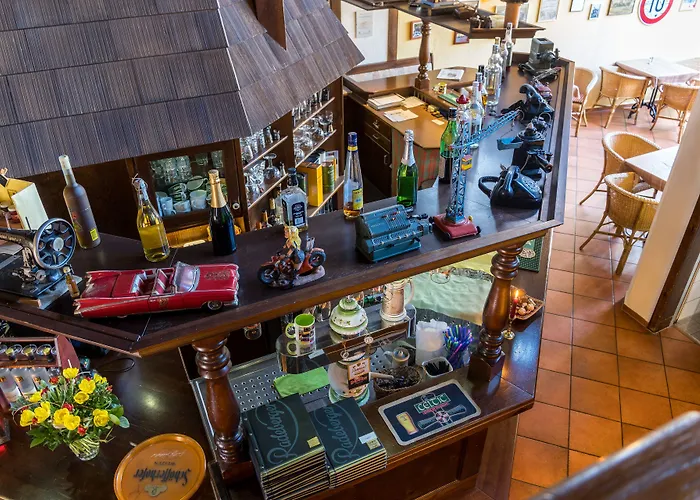 坎斯霍夫兰德酒店&餐厅 3* Uhlstädt